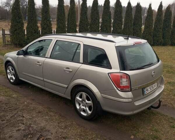 Сірий Опель Астра, об'ємом двигуна 1.3 л та пробігом 210 тис. км за 5000 $, фото 1 на Automoto.ua