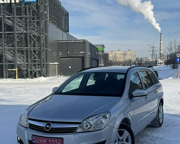 Сірий Опель Астра, об'ємом двигуна 1.6 л та пробігом 196 тис. км за 5750 $, фото 1 на Automoto.ua