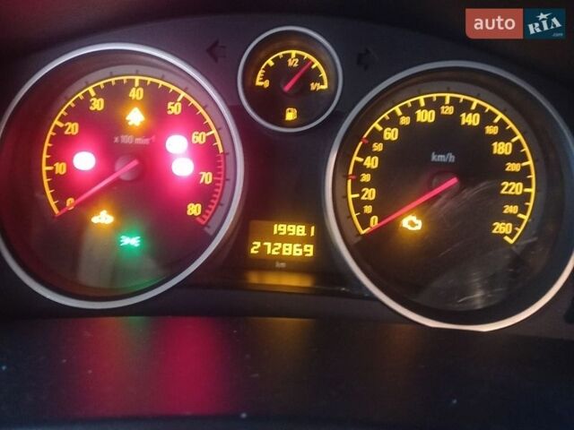 Серый Опель Астра, объемом двигателя 1.6 л и пробегом 273 тыс. км за 3800 $, фото 1 на Automoto.ua