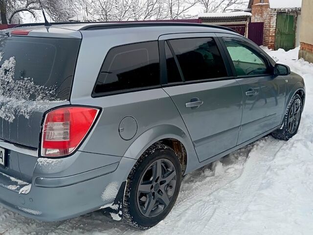 Серый Опель Астра, объемом двигателя 1.7 л и пробегом 24500 тыс. км за 5500 $, фото 1 на Automoto.ua