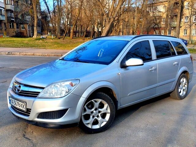 Сірий Опель Астра, об'ємом двигуна 1.7 л та пробігом 297 тис. км за 4999 $, фото 1 на Automoto.ua