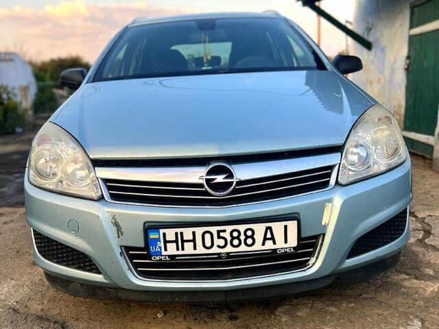 Сірий Опель Астра, об'ємом двигуна 1.7 л та пробігом 261 тис. км за 5200 $, фото 1 на Automoto.ua