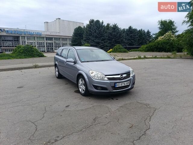 Сірий Опель Астра, об'ємом двигуна 1.6 л та пробігом 167 тис. км за 5400 $, фото 1 на Automoto.ua