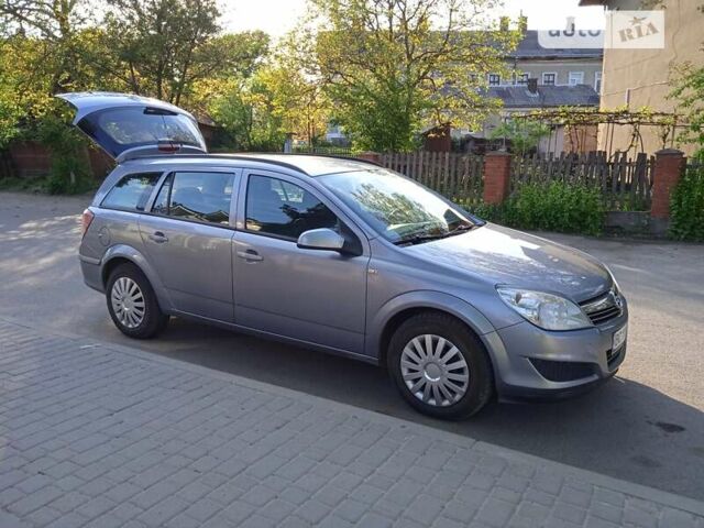 Сірий Опель Астра, об'ємом двигуна 1.7 л та пробігом 341 тис. км за 5200 $, фото 1 на Automoto.ua