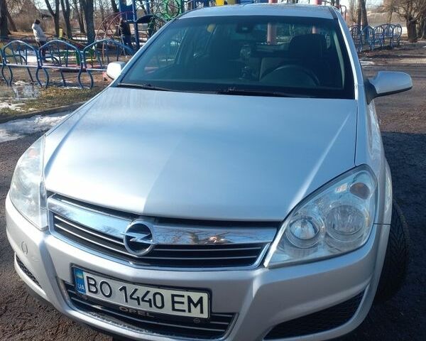 Сірий Опель Астра, об'ємом двигуна 1.9 л та пробігом 330 тис. км за 4999 $, фото 1 на Automoto.ua