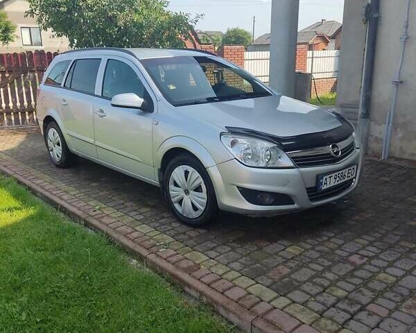 Сірий Опель Астра, об'ємом двигуна 1.69 л та пробігом 230 тис. км за 5500 $, фото 1 на Automoto.ua