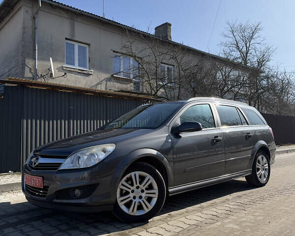 Сірий Опель Астра, об'ємом двигуна 1.6 л та пробігом 240 тис. км за 6500 $, фото 1 на Automoto.ua