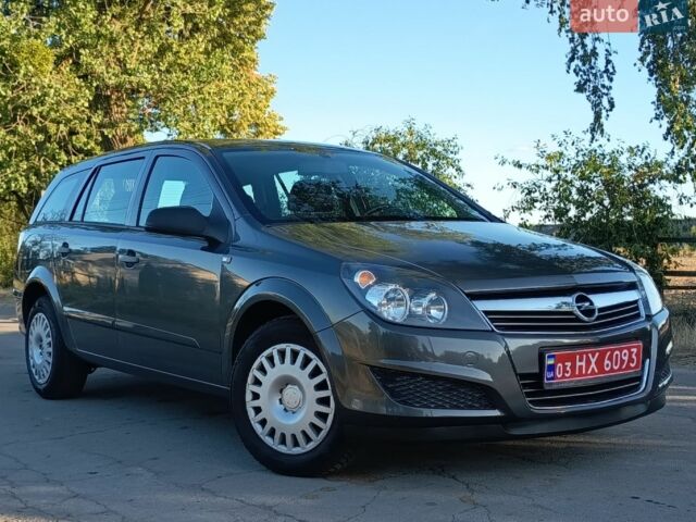 Сірий Опель Астра, об'ємом двигуна 1.6 л та пробігом 215 тис. км за 4890 $, фото 1 на Automoto.ua