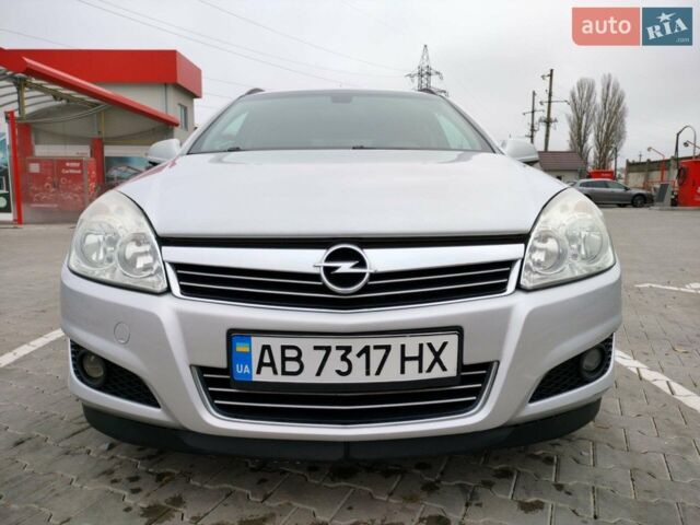 Серый Опель Астра, объемом двигателя 1.3 л и пробегом 250 тыс. км за 5700 $, фото 1 на Automoto.ua
