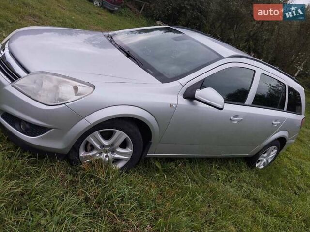 Сірий Опель Астра, об'ємом двигуна 1.7 л та пробігом 286 тис. км за 5100 $, фото 1 на Automoto.ua