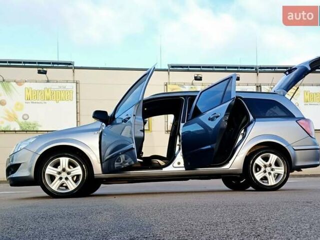 Серый Опель Астра, объемом двигателя 1.6 л и пробегом 200 тыс. км за 6150 $, фото 1 на Automoto.ua