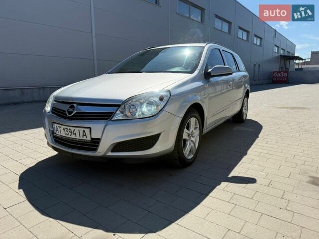 Сірий Опель Астра, об'ємом двигуна 1.7 л та пробігом 219 тис. км за 5650 $, фото 1 на Automoto.ua