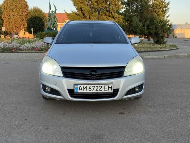 Сірий Опель Астра, об'ємом двигуна 1.7 л та пробігом 417 тис. км за 4199 $, фото 1 на Automoto.ua