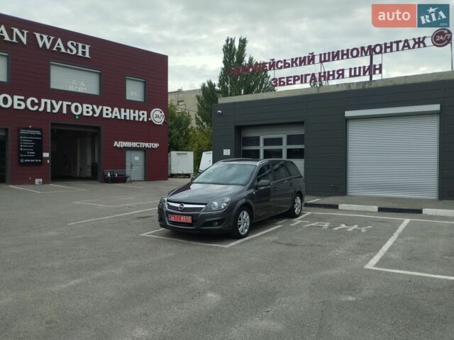 Сірий Опель Астра, об'ємом двигуна 1.6 л та пробігом 194 тис. км за 6750 $, фото 1 на Automoto.ua