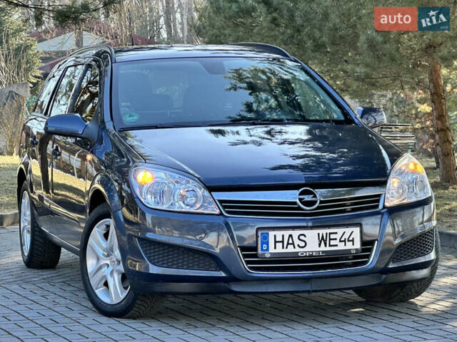 Серый Опель Астра, объемом двигателя 1.6 л и пробегом 212 тыс. км за 5499 $, фото 1 на Automoto.ua
