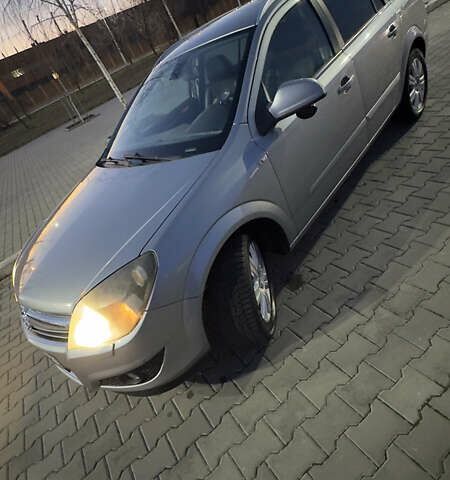 Сірий Опель Астра, об'ємом двигуна 1.91 л та пробігом 345 тис. км за 4900 $, фото 1 на Automoto.ua