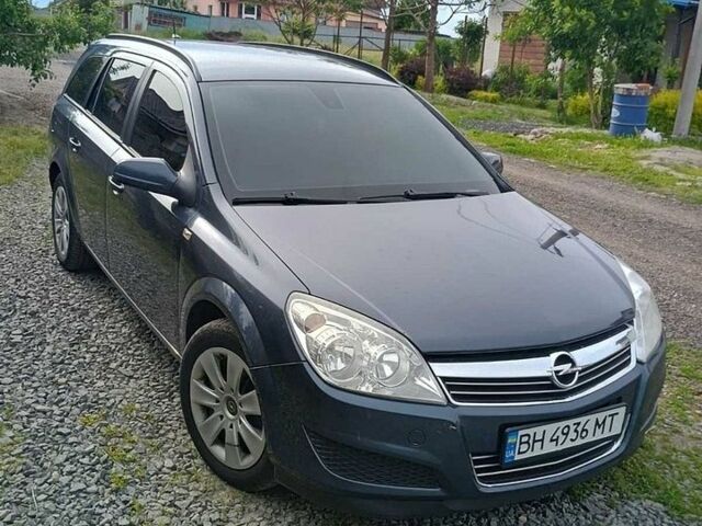 Сірий Опель Астра, об'ємом двигуна 1.69 л та пробігом 280 тис. км за 5200 $, фото 1 на Automoto.ua
