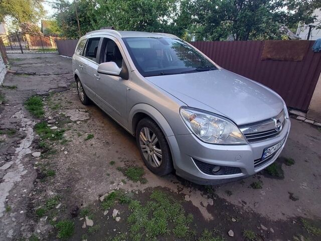 Сірий Опель Астра, об'ємом двигуна 1.7 л та пробігом 230 тис. км за 5700 $, фото 1 на Automoto.ua