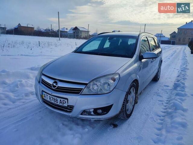 Серый Опель Астра, объемом двигателя 1.7 л и пробегом 500 тыс. км за 3650 $, фото 1 на Automoto.ua