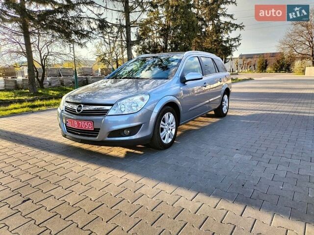 Сірий Опель Астра, об'ємом двигуна 1.6 л та пробігом 226 тис. км за 5600 $, фото 1 на Automoto.ua