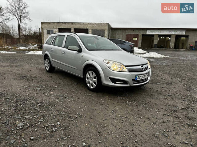 Серый Опель Астра, объемом двигателя 1.69 л и пробегом 270 тыс. км за 5200 $, фото 1 на Automoto.ua