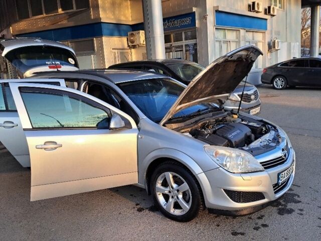 Сірий Опель Астра, об'ємом двигуна 1.2 л та пробігом 321 тис. км за 4250 $, фото 1 на Automoto.ua