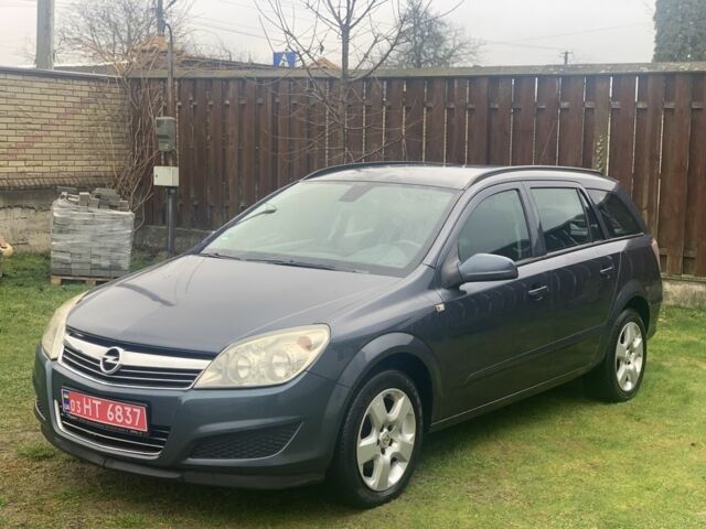 Серый Опель Астра, объемом двигателя 1.6 л и пробегом 188 тыс. км за 4900 $, фото 1 на Automoto.ua
