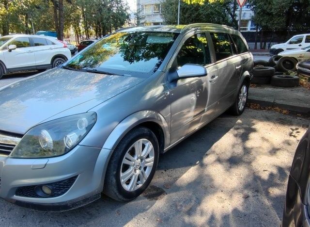 Сірий Опель Астра, об'ємом двигуна 1.8 л та пробігом 240 тис. км за 5303 $, фото 1 на Automoto.ua