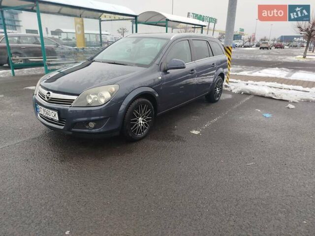 Серый Опель Астра, объемом двигателя 1.6 л и пробегом 196 тыс. км за 5600 $, фото 1 на Automoto.ua
