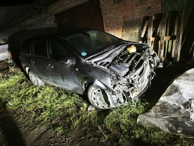 Сірий Опель Астра, об'ємом двигуна 1.6 л та пробігом 240 тис. км за 1700 $, фото 1 на Automoto.ua