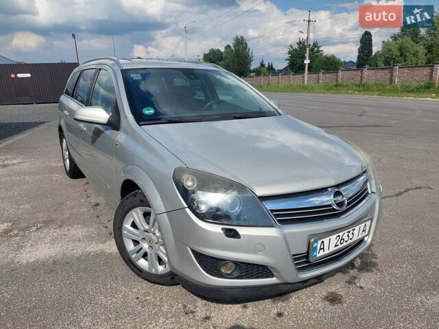 Сірий Опель Астра, об'ємом двигуна 1.69 л та пробігом 327 тис. км за 5000 $, фото 1 на Automoto.ua