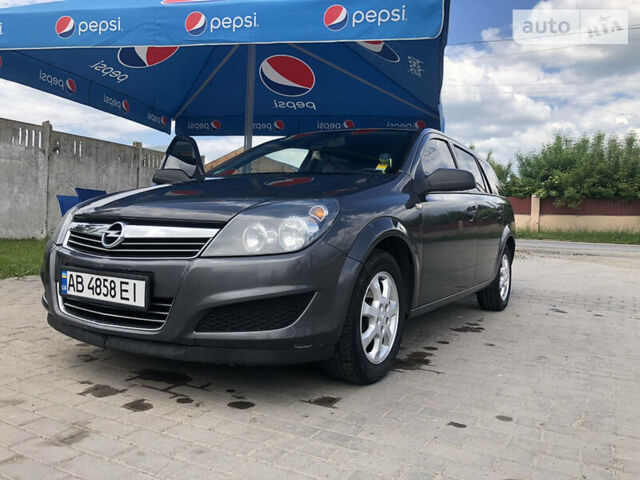 Сірий Опель Астра, об'ємом двигуна 1.4 л та пробігом 350 тис. км за 5000 $, фото 1 на Automoto.ua