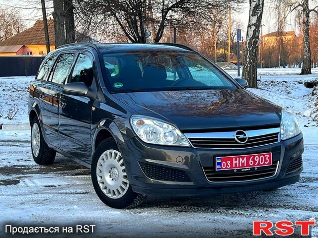 Серый Опель Астра, объемом двигателя 1.6 л и пробегом 20800 тыс. км за 5599 $, фото 1 на Automoto.ua