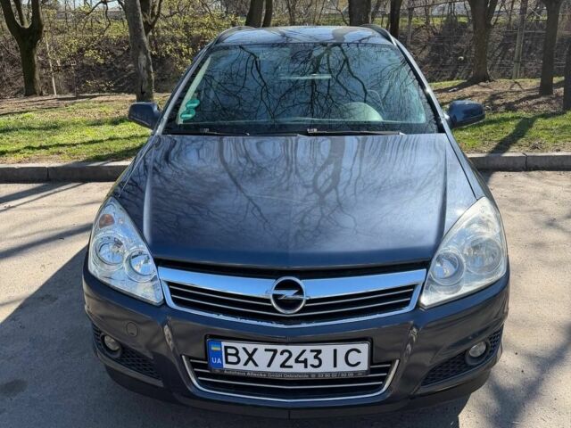 Сірий Опель Астра, об'ємом двигуна 1.6 л та пробігом 232 тис. км за 5900 $, фото 1 на Automoto.ua