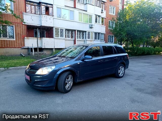 Серый Опель Астра, объемом двигателя 1.6 л и пробегом 245 тыс. км за 4900 $, фото 1 на Automoto.ua