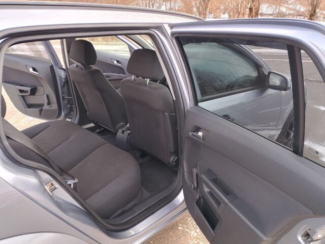 Сірий Опель Астра, об'ємом двигуна 1.6 л та пробігом 0 тис. км за 6000 $, фото 1 на Automoto.ua