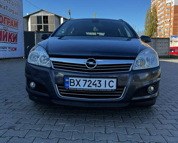 Опель Астра 2009 у Хмельницькому на Automoto.ua Сірий Опель Астра, об'ємом двигуна 1.6 л та пробігом 226 тис. км за 5999 $, фото 1 на Automoto.ua
