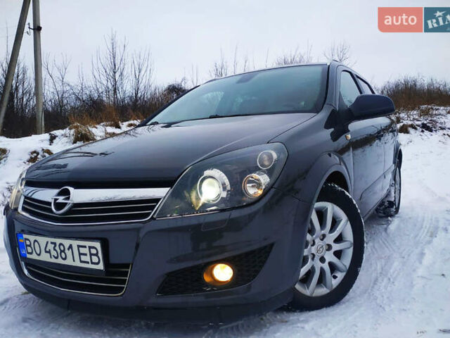 Сірий Опель Астра, об'ємом двигуна 1.7 л та пробігом 215 тис. км за 5800 $, фото 1 на Automoto.ua