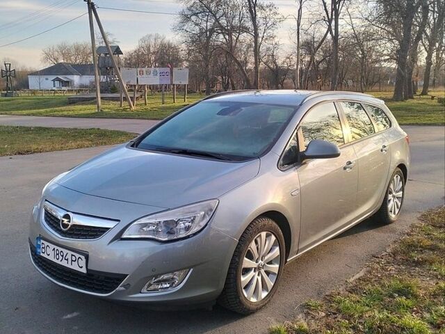 Сірий Опель Астра, об'ємом двигуна 1.6 л та пробігом 174 тис. км за 8200 $, фото 1 на Automoto.ua