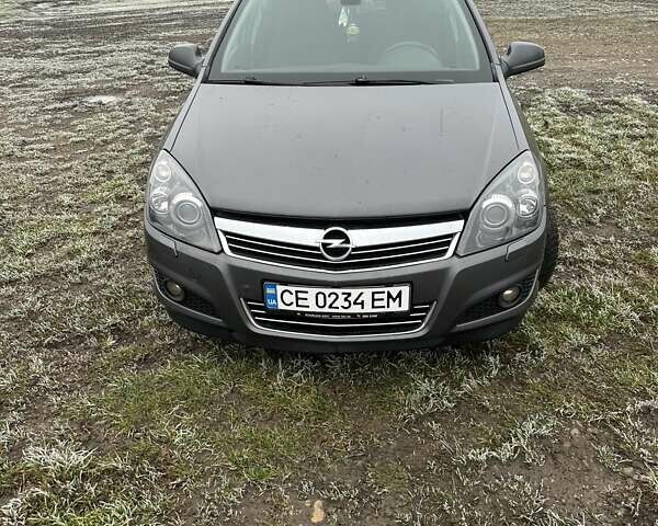 Серый Опель Астра, объемом двигателя 1.69 л и пробегом 336 тыс. км за 6600 $, фото 1 на Automoto.ua