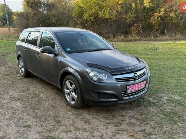 Сірий Опель Астра, об'ємом двигуна 1.6 л та пробігом 236 тис. км за 6100 $, фото 1 на Automoto.ua