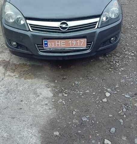 Серый Опель Астра, объемом двигателя 1.6 л и пробегом 263 тыс. км за 5800 $, фото 1 на Automoto.ua