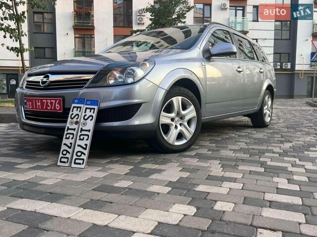 Сірий Опель Астра, об'ємом двигуна 1.8 л та пробігом 95 тис. км за 7299 $, фото 1 на Automoto.ua