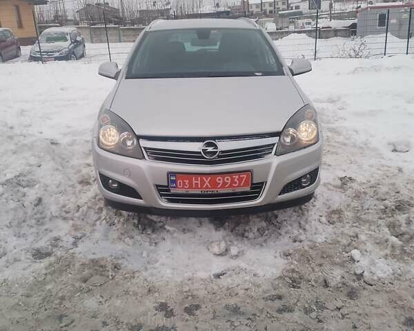 Сірий Опель Астра, об'ємом двигуна 1.6 л та пробігом 206 тис. км за 5850 $, фото 1 на Automoto.ua