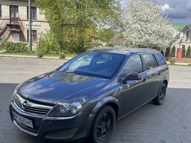 Сірий Опель Астра, об'ємом двигуна 1.7 л та пробігом 240 тис. км за 4800 $, фото 1 на Automoto.ua