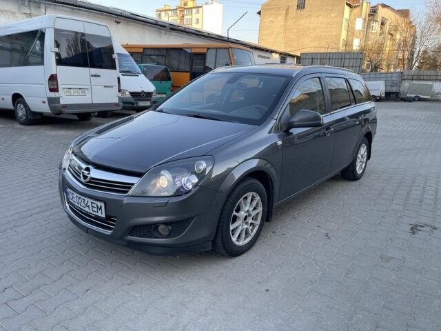 Серый Опель Астра, объемом двигателя 1.7 л и пробегом 341 тыс. км за 5850 $, фото 1 на Automoto.ua