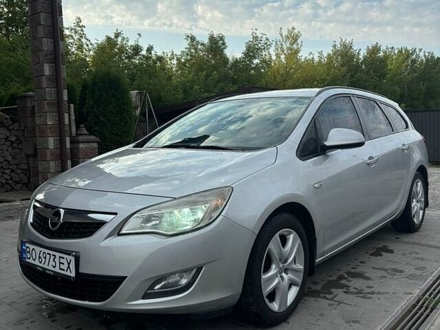 Сірий Опель Астра, об'ємом двигуна 1.69 л та пробігом 288 тис. км за 5800 $, фото 1 на Automoto.ua