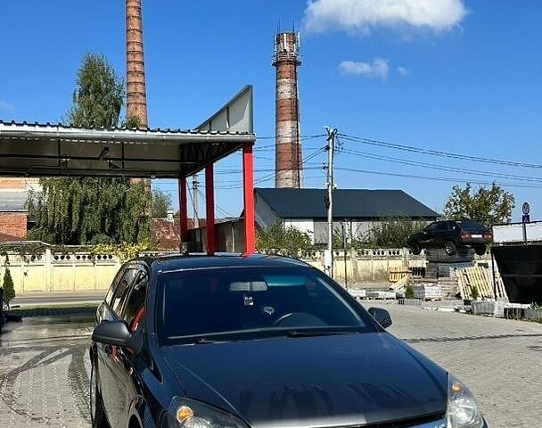 Сірий Опель Астра, об'ємом двигуна 1.69 л та пробігом 280 тис. км за 5500 $, фото 1 на Automoto.ua