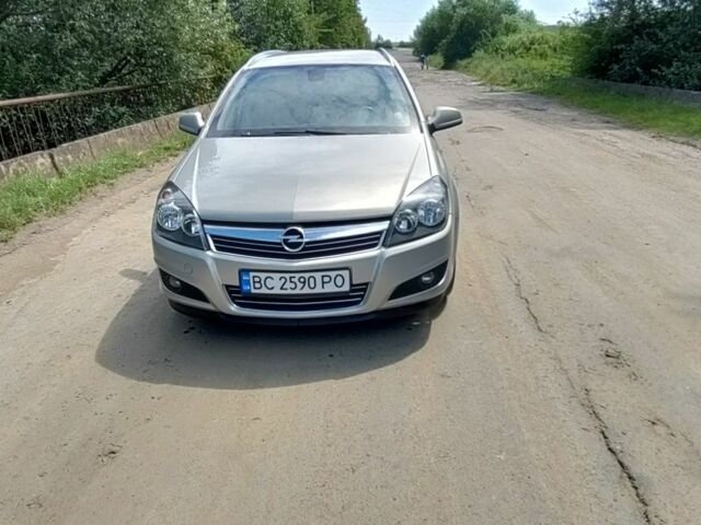 Серый Опель Астра, объемом двигателя 1.6 л и пробегом 211 тыс. км за 6300 $, фото 1 на Automoto.ua