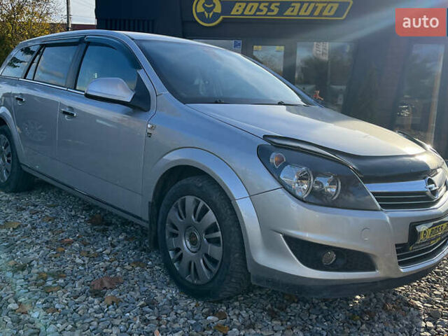 Серый Опель Астра, объемом двигателя 1.69 л и пробегом 260 тыс. км за 5300 $, фото 1 на Automoto.ua